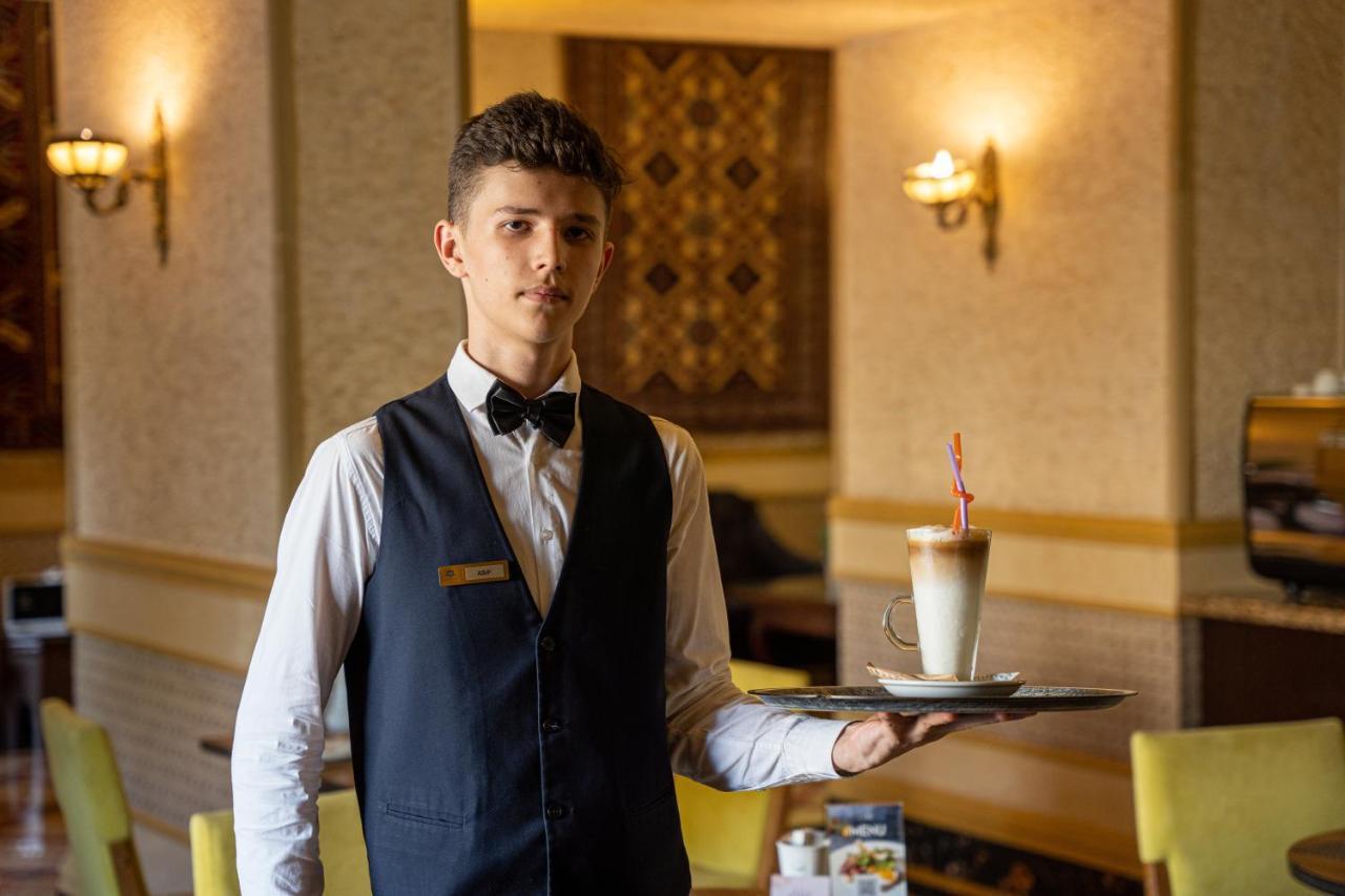ชาห์ พาเลซ โฮเต็ล Hotel บากู ภายนอก รูปภาพ